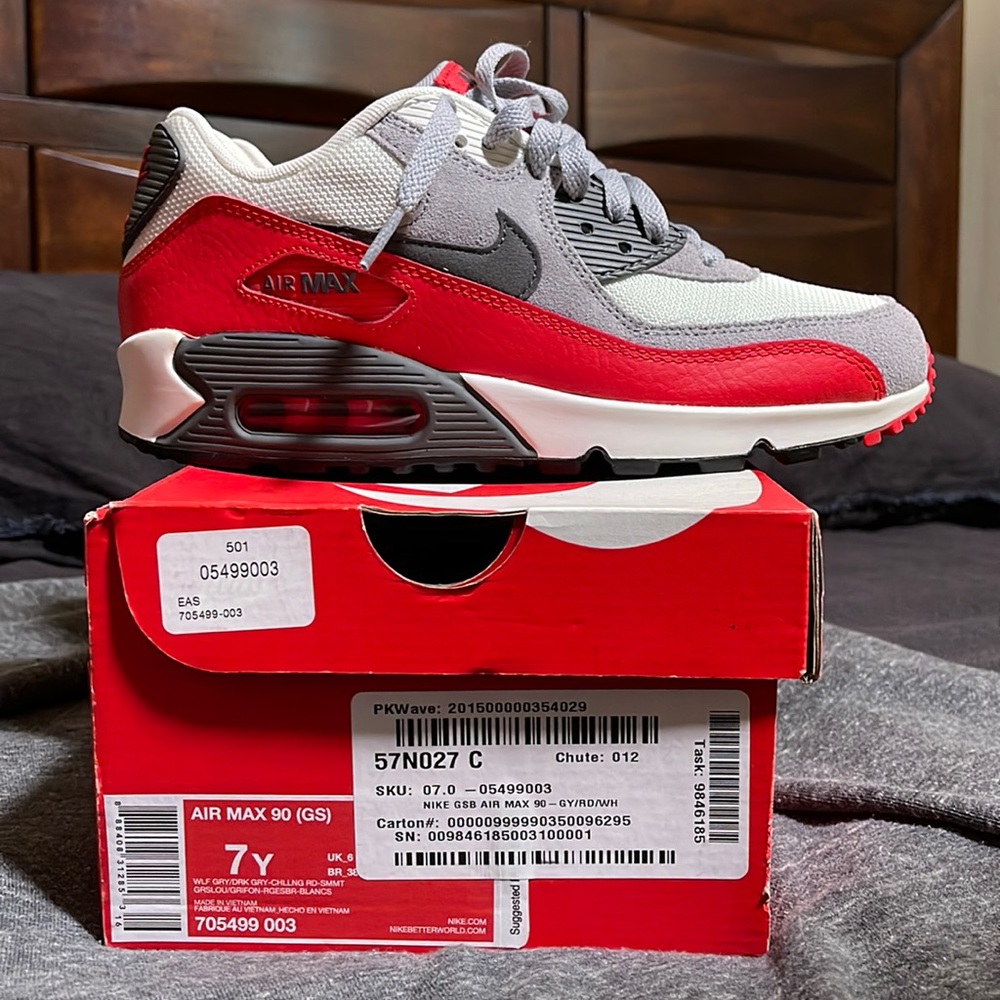 Nike Air Max 90 (GS) 7y.
